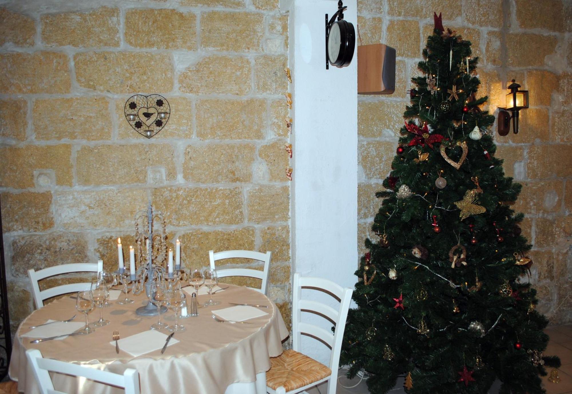 Hotel Restaurant Le Provencal Le Grau-du-Roi Eksteriør billede