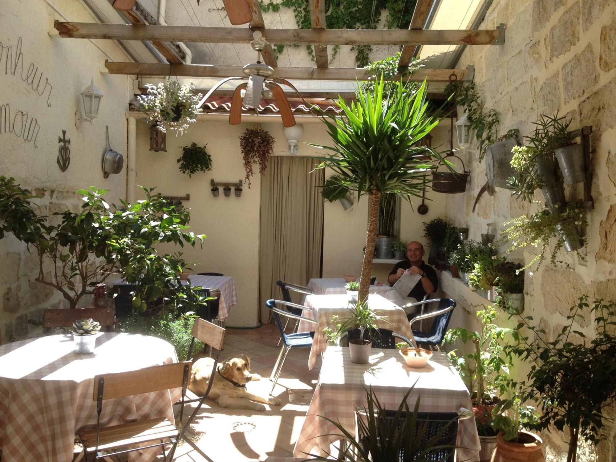 Hotel Restaurant Le Provencal Le Grau-du-Roi Eksteriør billede